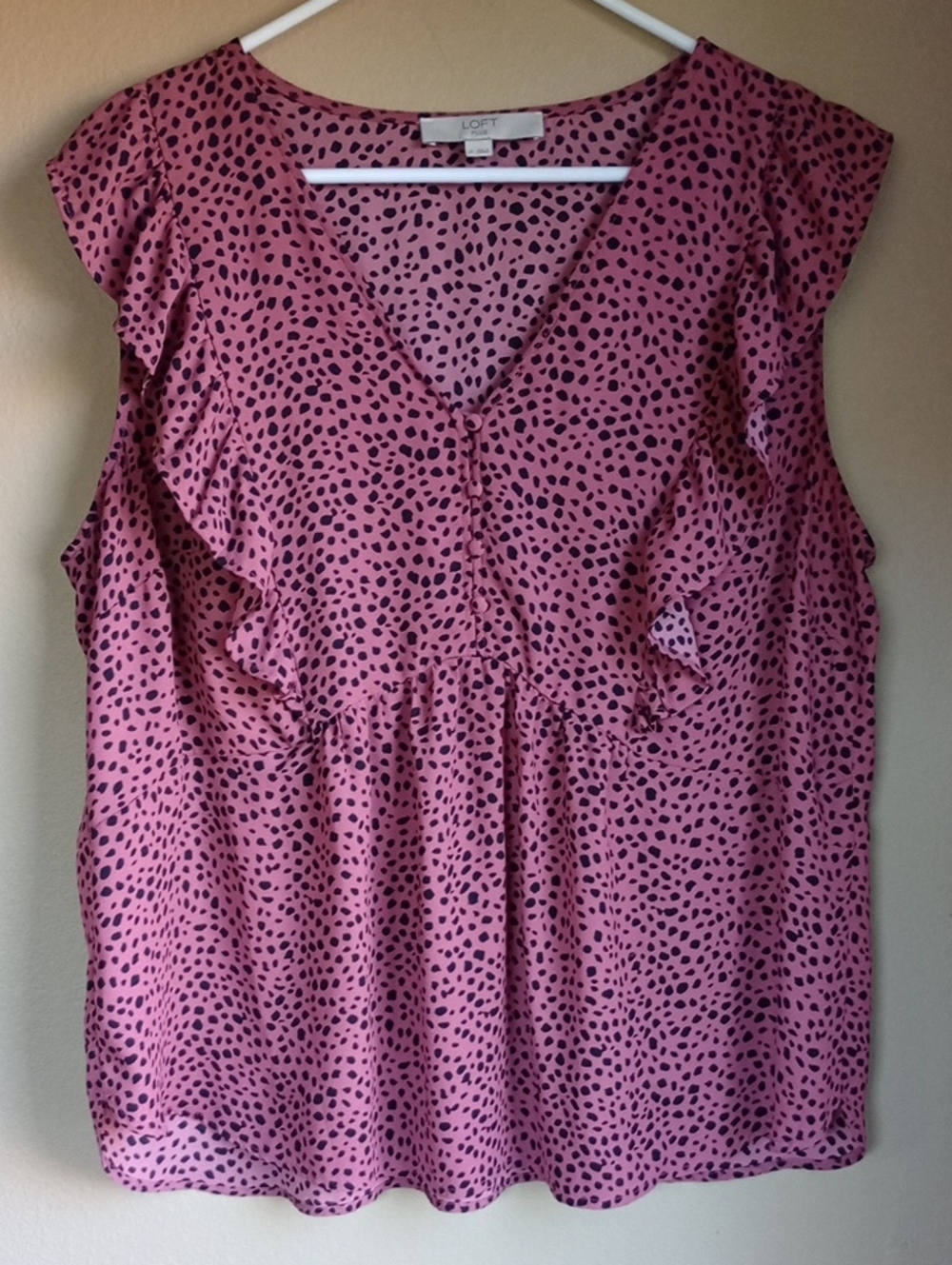 Loft Leapard Print Pink Ruffled Summer Business Style Top Size 16